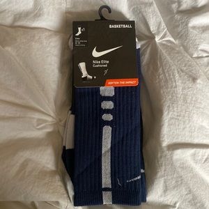 3 pair bundle - Mens brand new Nike Elite socks navy and white in 12-15